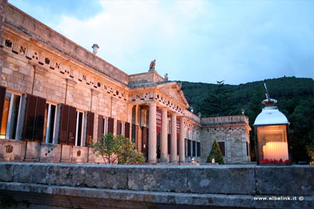 Die napoleonische Museum der Villa San Martino